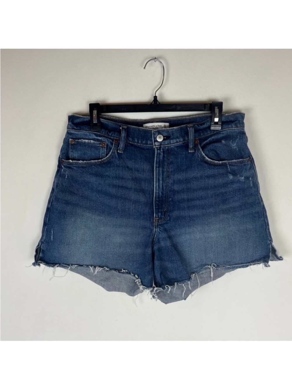Abercrombie & Fitch The 4” Mom Short High Rise Cirve Love SZ 31/12 nwot - Picture 4 of 10
